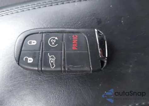 2024 Jeep Compass Latitude 4X4 z USA, uszkodzony, nr VIN 3C4NJDBN5RT103711